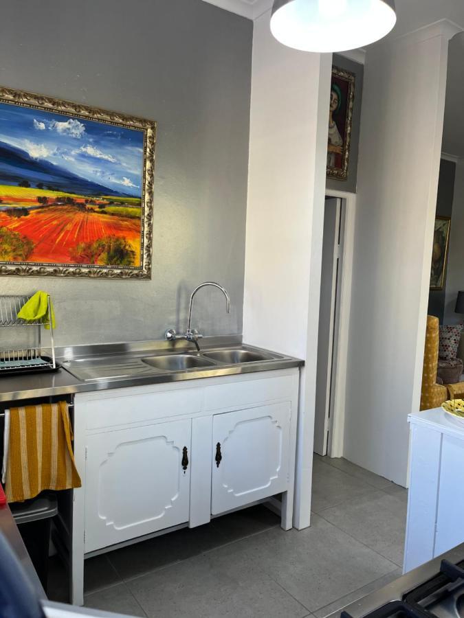 Somerset West Garden Apartments 1 Экстерьер фото