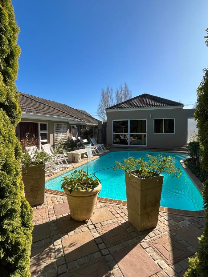 Somerset West Garden Apartments 1 Экстерьер фото
