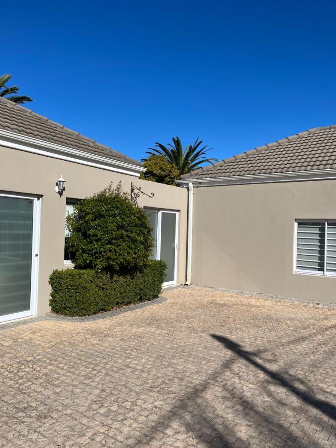 Somerset West Garden Apartments 1 Экстерьер фото